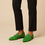 Lily | Timeless suede loafers with a small detail
