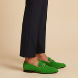 Lily | Timeless suede loafers with a small detail