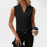 Marta – Classic sleeveless blouse with a versatile style