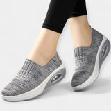 Comfortable and Easy-to-Wear Footwear