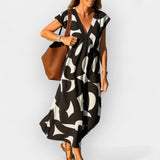 Hela – Elegant airy V-neck dress