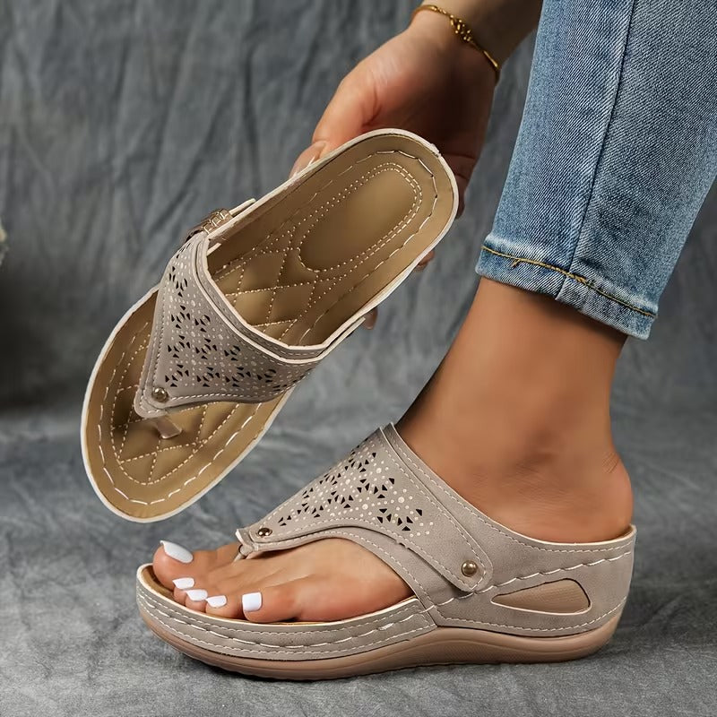 Maja - Ανατομικά πέδιλα με πλατφόρμα