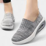 Comfortable and Easy-to-Wear Footwear