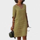 Lana - Φόρεμα με V λαιμόκοψη
