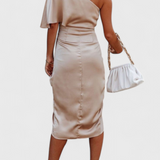 Daisy Fluid Timeless Silhouette Dress