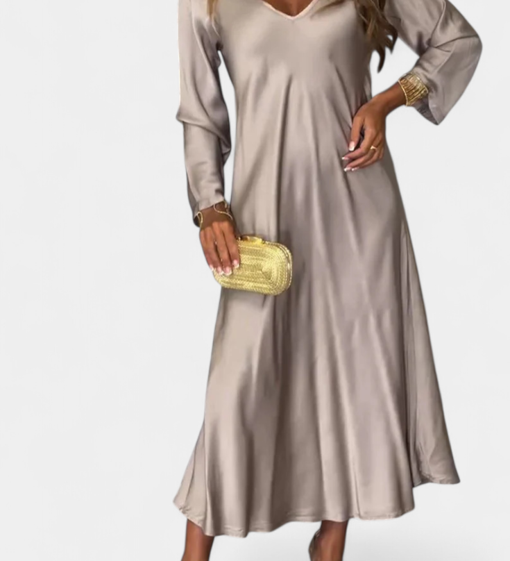 Martina Fluid V-Neck Long-Sleeve Dress