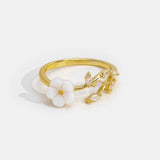 Rise - White flower ring